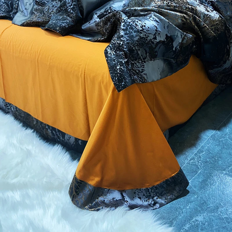 Black & Gold Luxury Jacquard Egyptian Cotton Bedding Set – Satin Finish