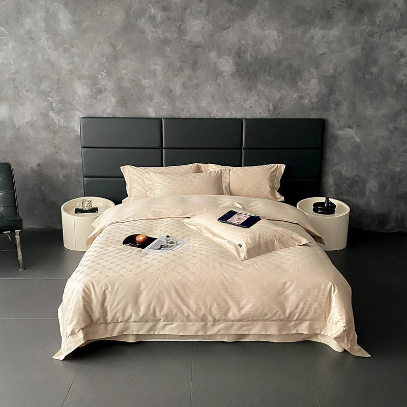 Elegant Purple Floral Jacquard Egyptian Cotton Bedding Set – Luxury Satin Finish