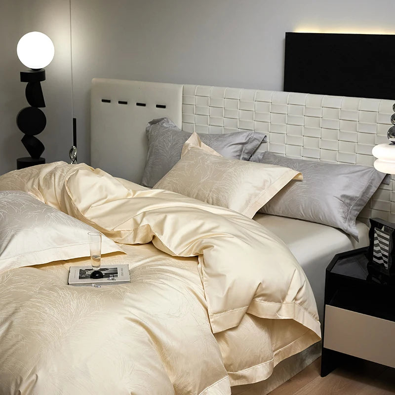 Champagne Luxury Jacquard Egyptian Cotton Bedding Set – 4 Pieces, Queen/King Size