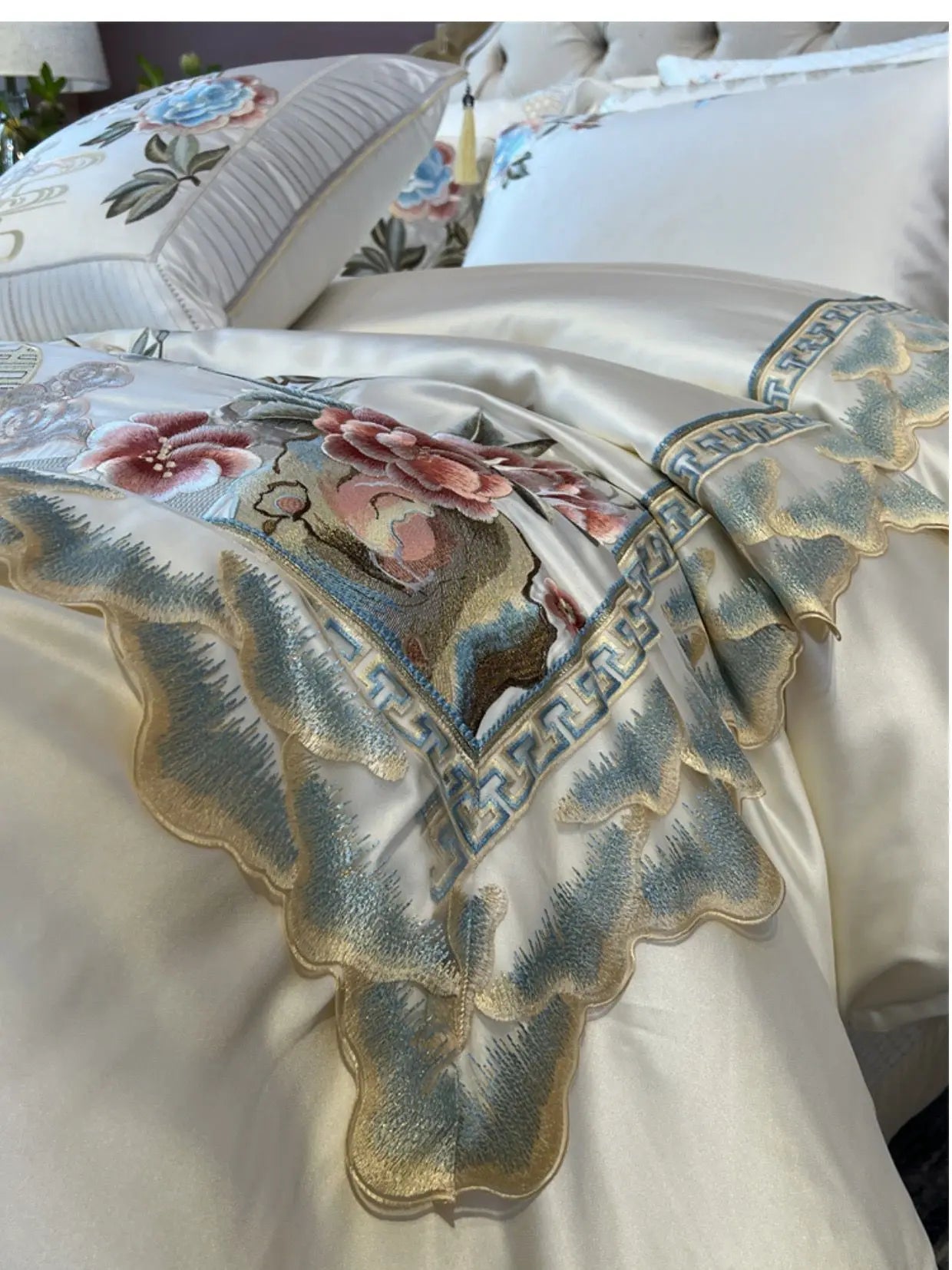 Peony Embroidered Brocade Bedding Set – High Precision Egyptian Cotton