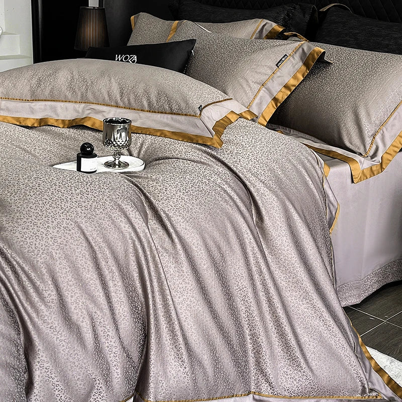 1000TC Egyptian Cotton Jacquard Leopard Bedding Set – Luxury Satin Finish