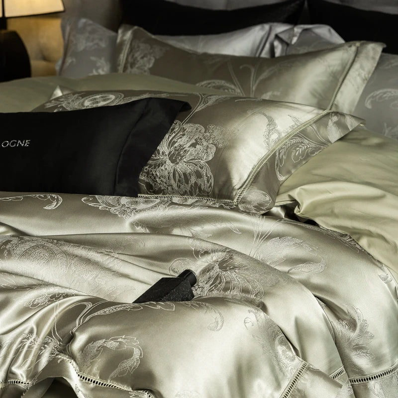 Luxury Damask Jacquard Bedding Set – High Precision Silky Egyptian Cotton, 4 Pieces