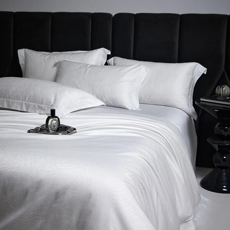 4-Piece Luxury Jacquard Egyptian Cotton Bedding Set – Queen/King Size